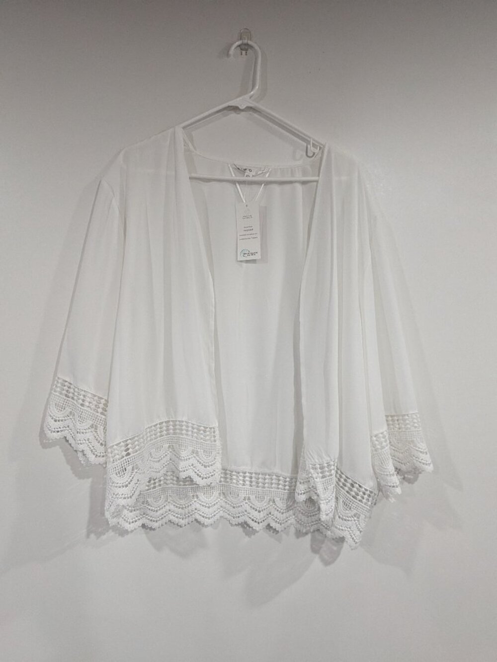 BNWT Cleo Lace Short Sleeve Blouse Cardi White Size L/XL